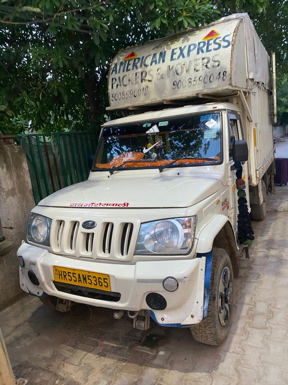 Company pickup truck used for local Gurgaon shifting jobs